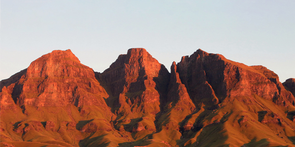 Drakensberg | CURIOS.TY 20: #Thrive © https://www.wits.ac.za/curiosity/